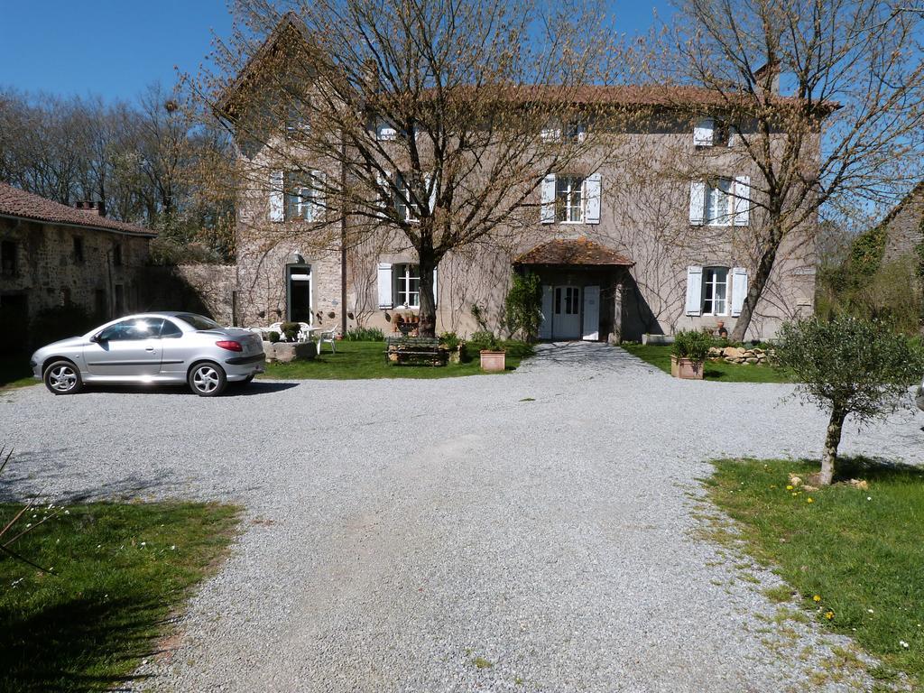 Le Domaine De Panissac Bed and Breakfast Berneuil  Eksteriør billede
