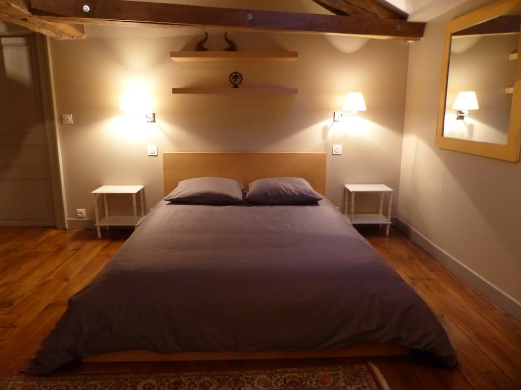 Le Domaine De Panissac Bed and Breakfast Berneuil  Værelse billede