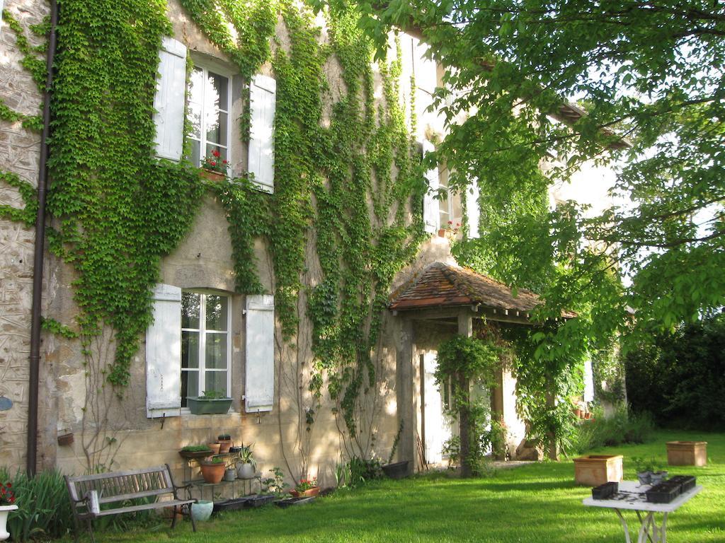 Le Domaine De Panissac Bed and Breakfast Berneuil  Eksteriør billede