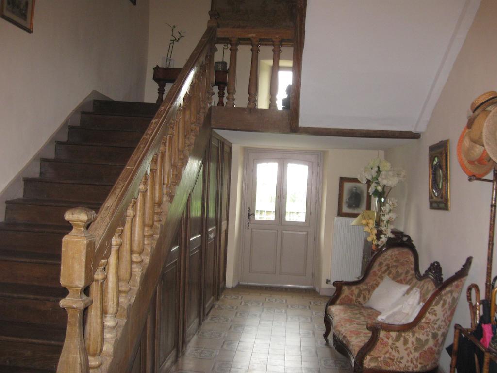 Le Domaine De Panissac Bed and Breakfast Berneuil  Eksteriør billede